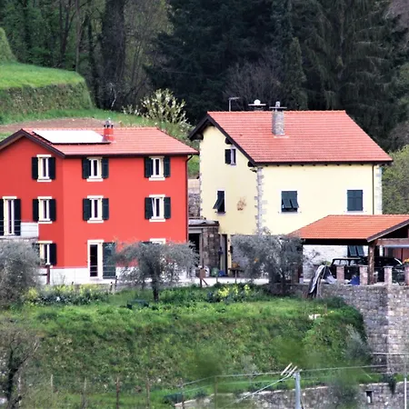 La Pezzuola 53 Villa Sopralacroce Exterior photo